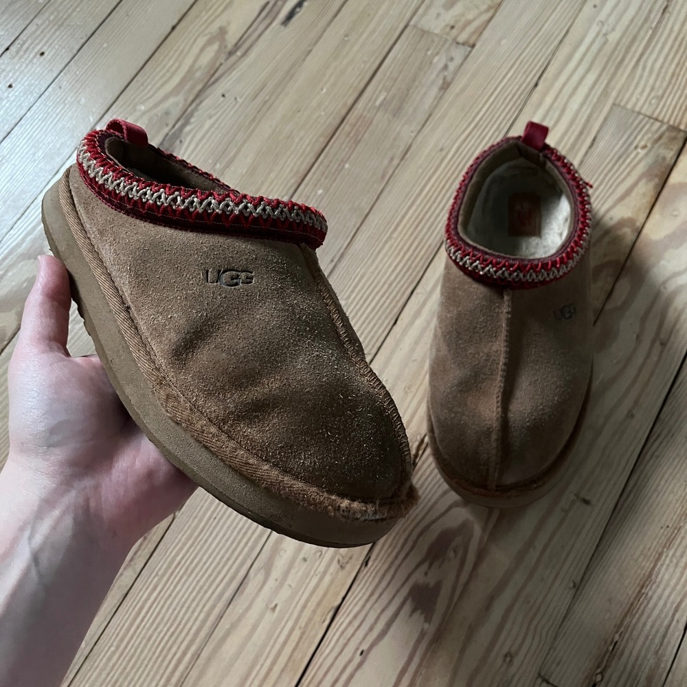 UGG Tasman Slipper Kids Size 4 Chestnut Suede Red Braid Slip On 113776K winter